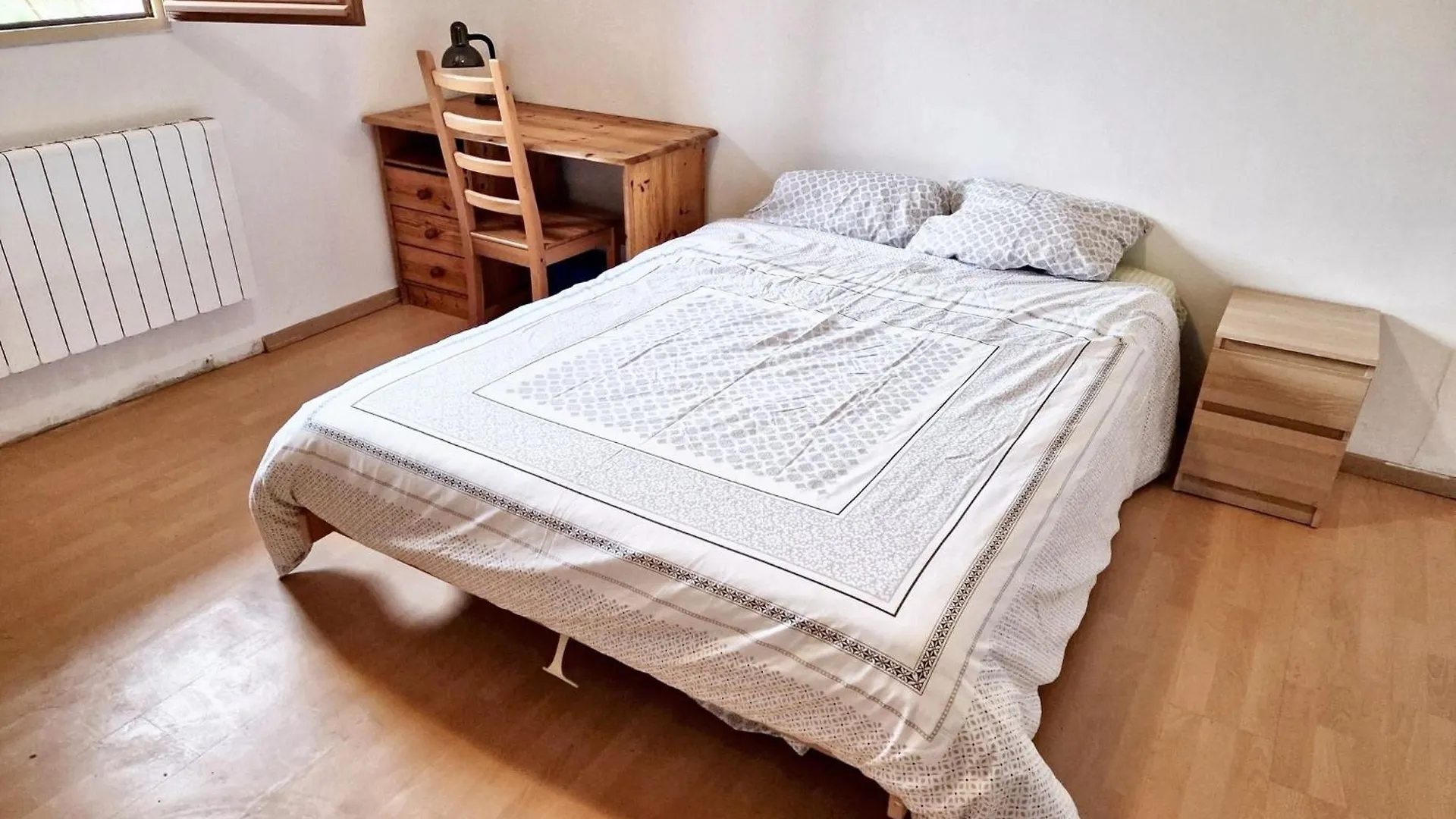Holiday home Maison Confortable A Peron - Terrasse France